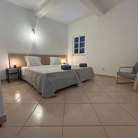 Travellers Guesthouse Lagos Buitenkant foto