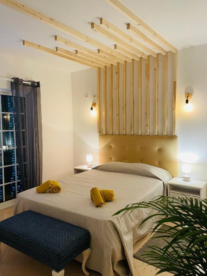 Travellers Guesthouse Lagos Buitenkant foto