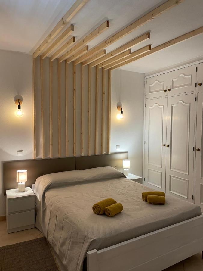 Travellers Guesthouse Lagos Buitenkant foto