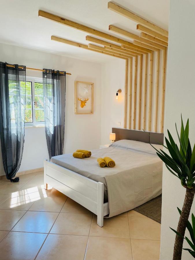 Travellers Guesthouse Lagos Buitenkant foto