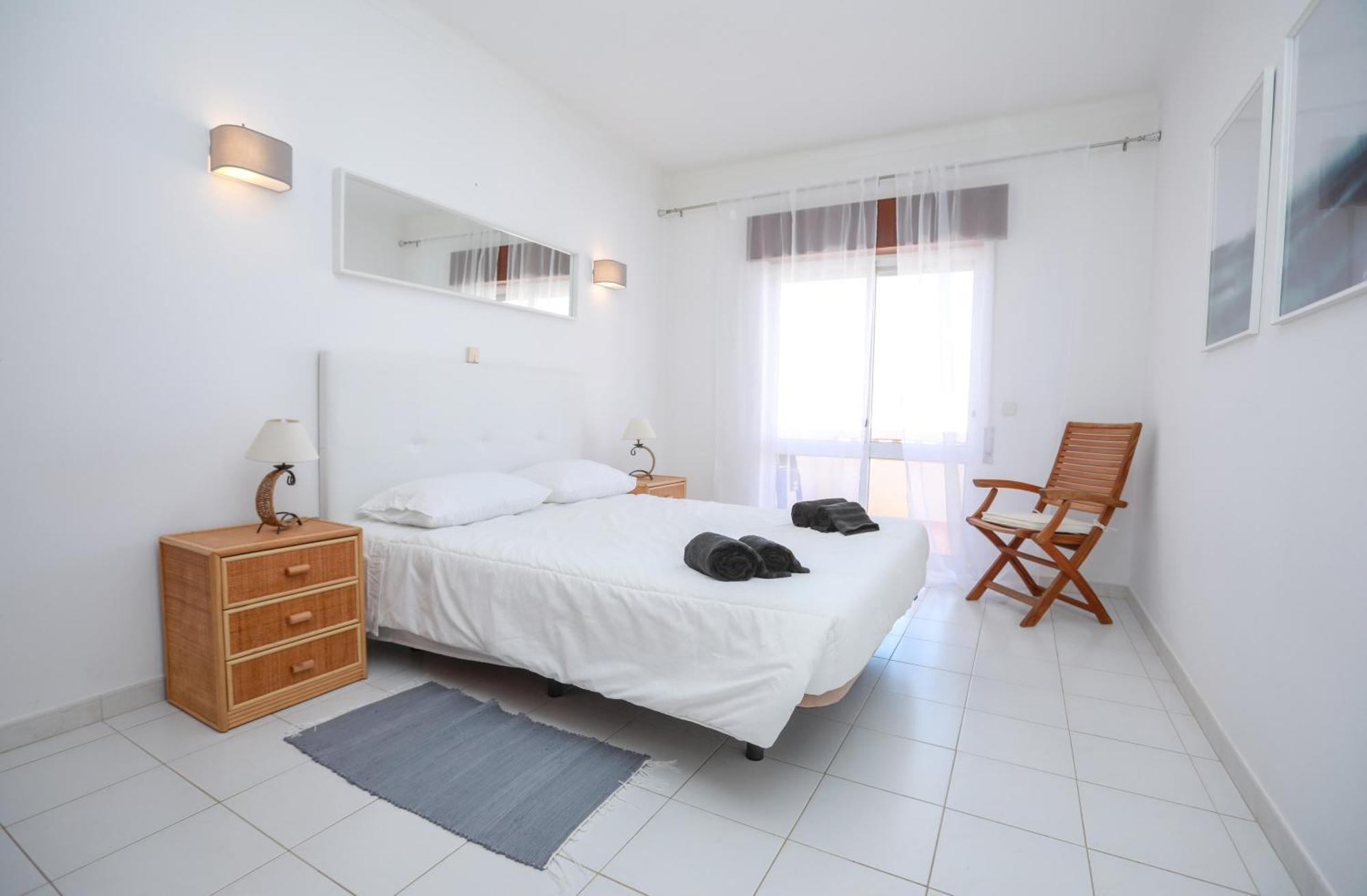 Travellers Guesthouse Lagos Buitenkant foto