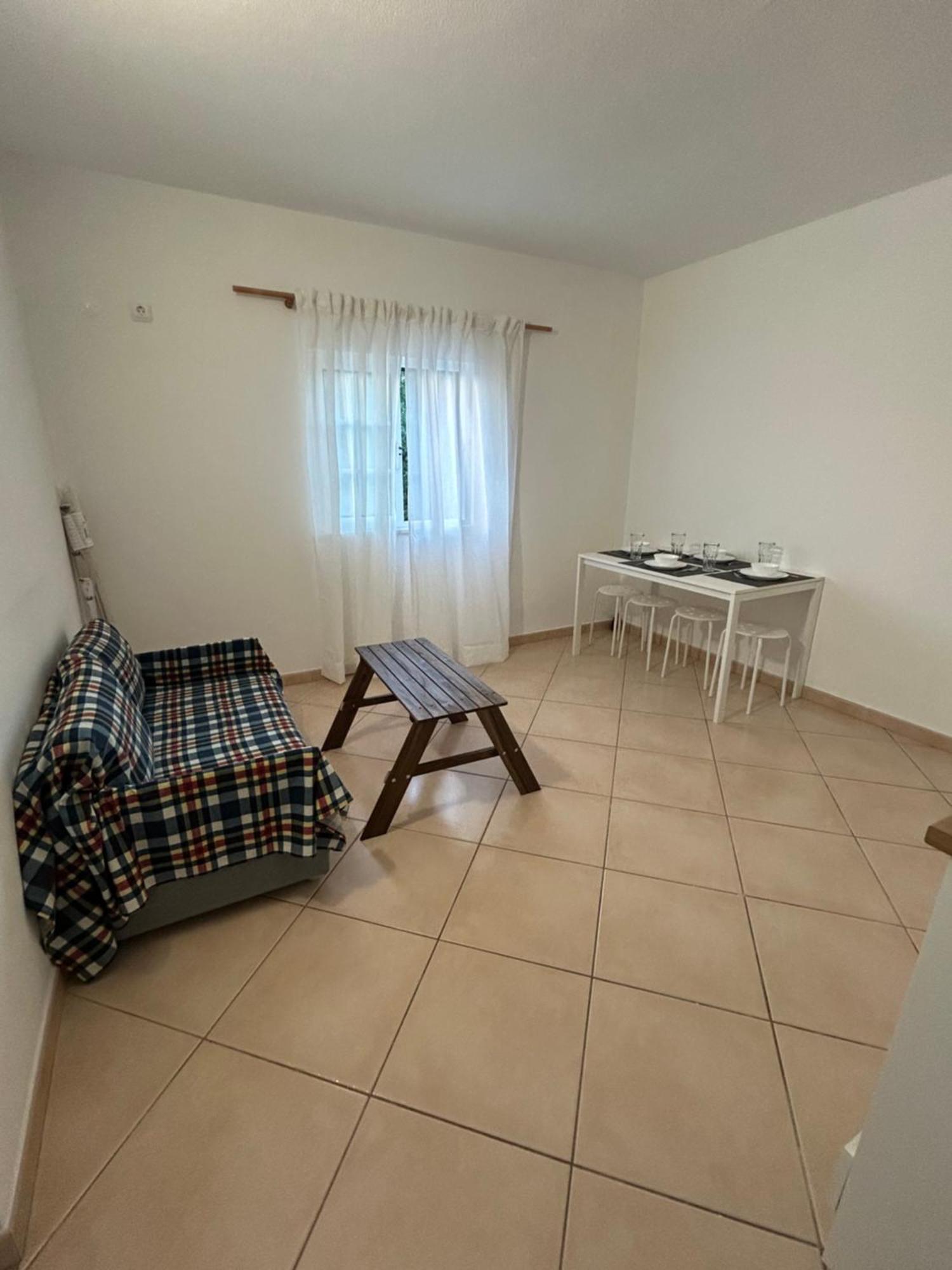 Travellers Guesthouse Lagos Buitenkant foto